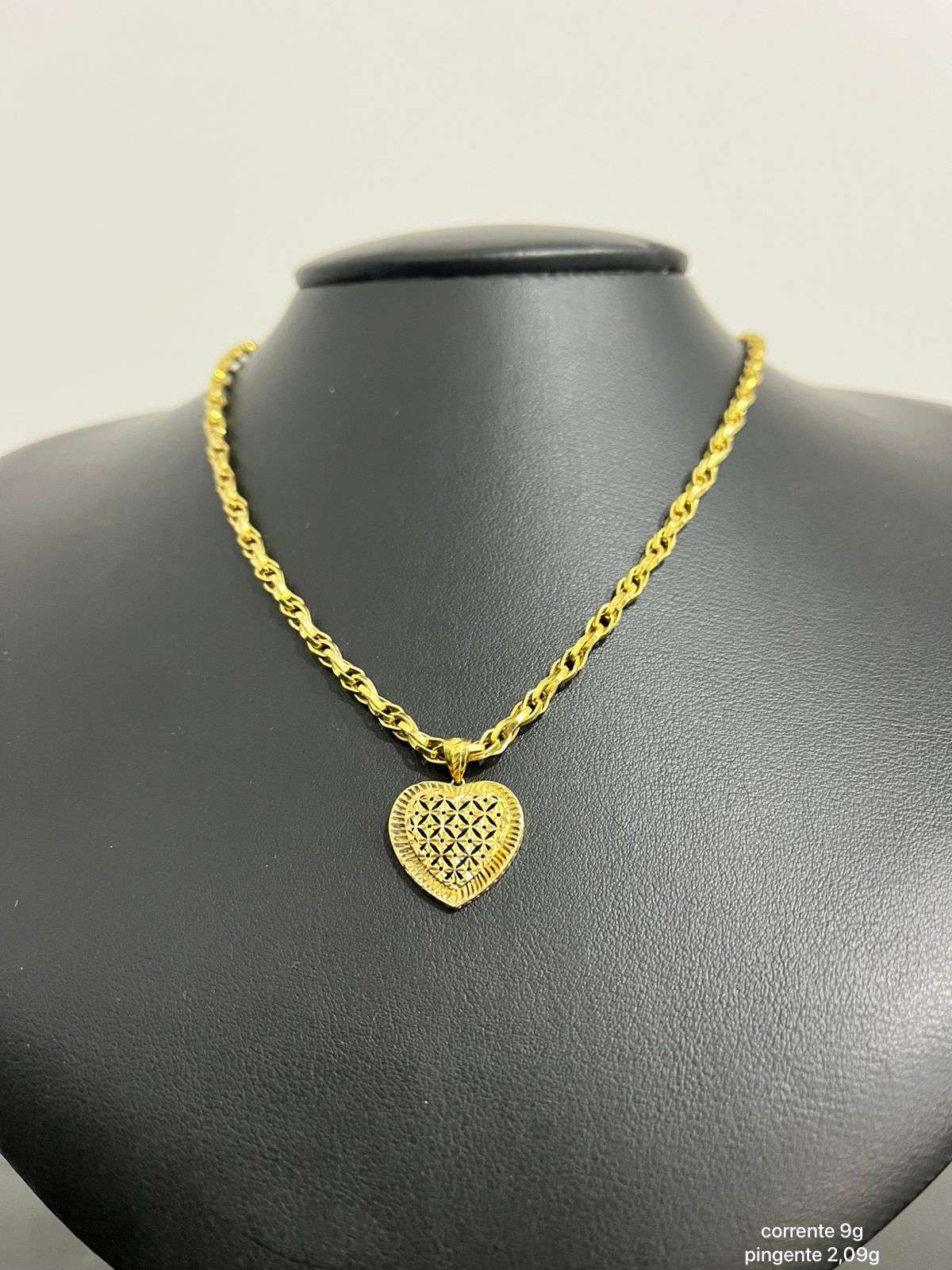 Colar Coração Diamantado em ouro 18k